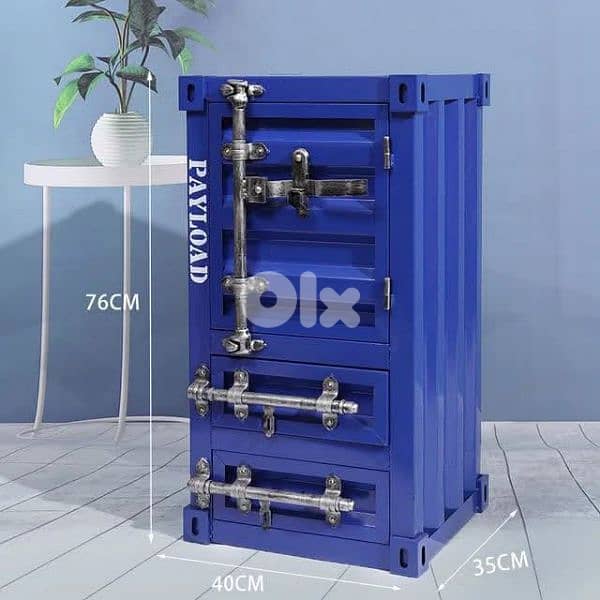 Iron Container 0