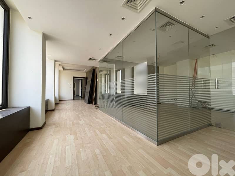 JH24-3755 Office 200m for rent in Downtown Beirut, $ 3,333 cash 0