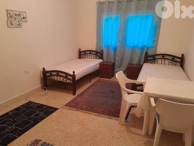 ROOMS FOR RENT  FACING CITY MALL SHARED APARTMENT