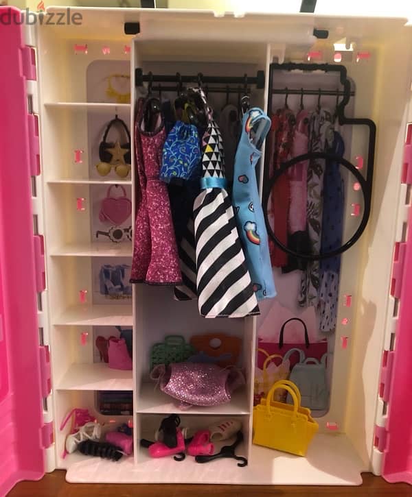 Barbie Fashionistas Ultimate Closet Doll 0