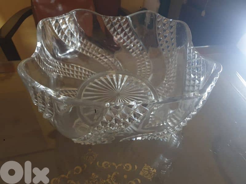 antique baccarat bocal, in excellent condition, made in France 0