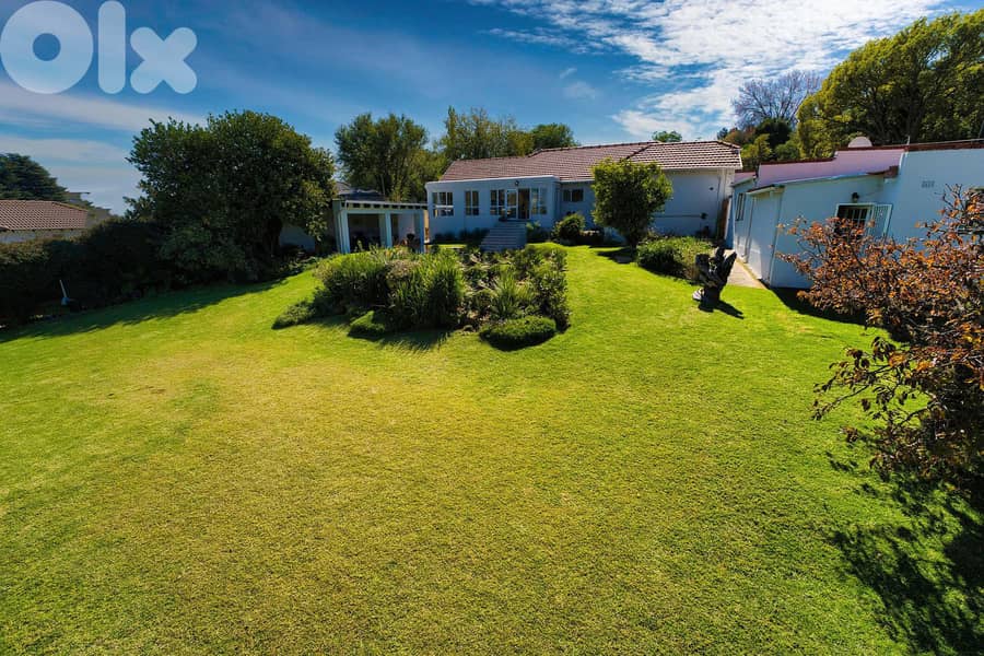 STANDALONE HOUSE IN ACHRAFIEH PRIME + LAND (330SQ) , (ACR-748) 0