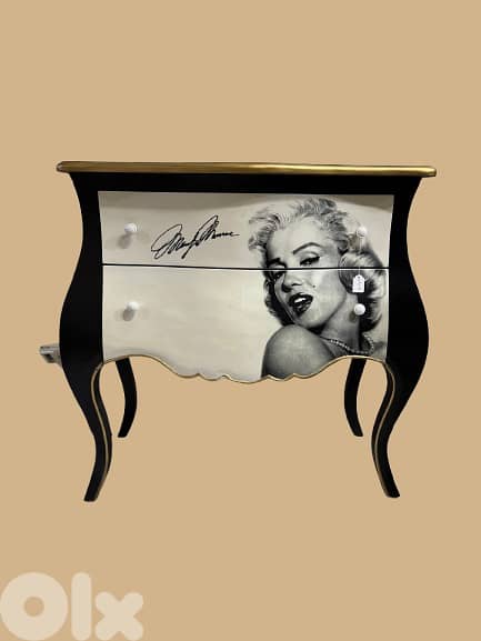 Marilyn Monroe Console 0
