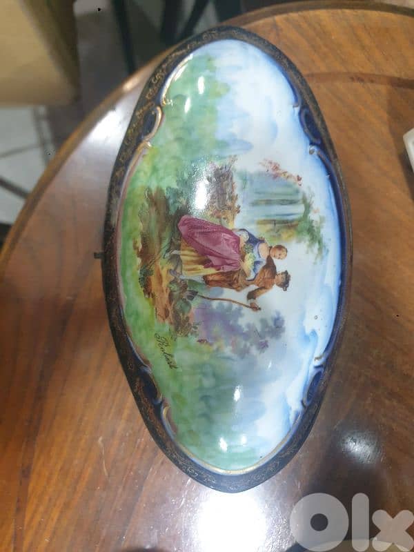 true authentic Sevres, chateau des 3 moulins  painted by artist Robert 2