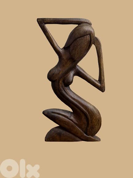 Abstract Female Form Sculpture 0