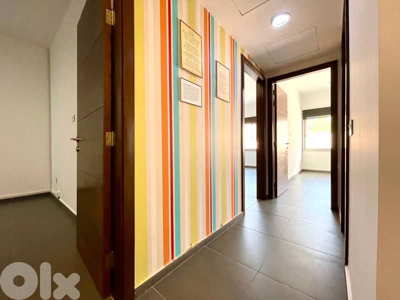 JH24-3780 Office 110m for rent in Sin l Fil, $ 1,650 cash 0