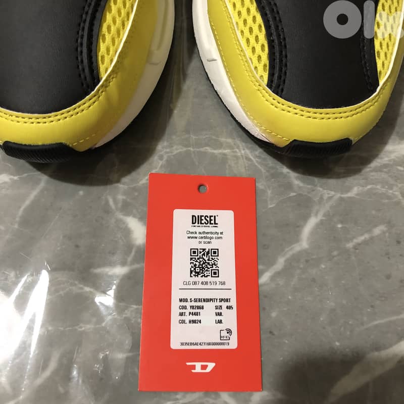 Diesel Shoes - Black and Yellow size 40.5 5