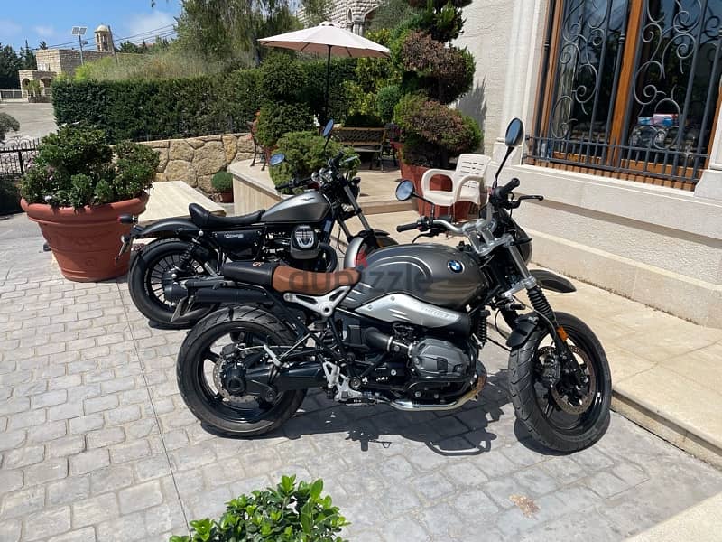Moto guzzi V9 bobber like new 2