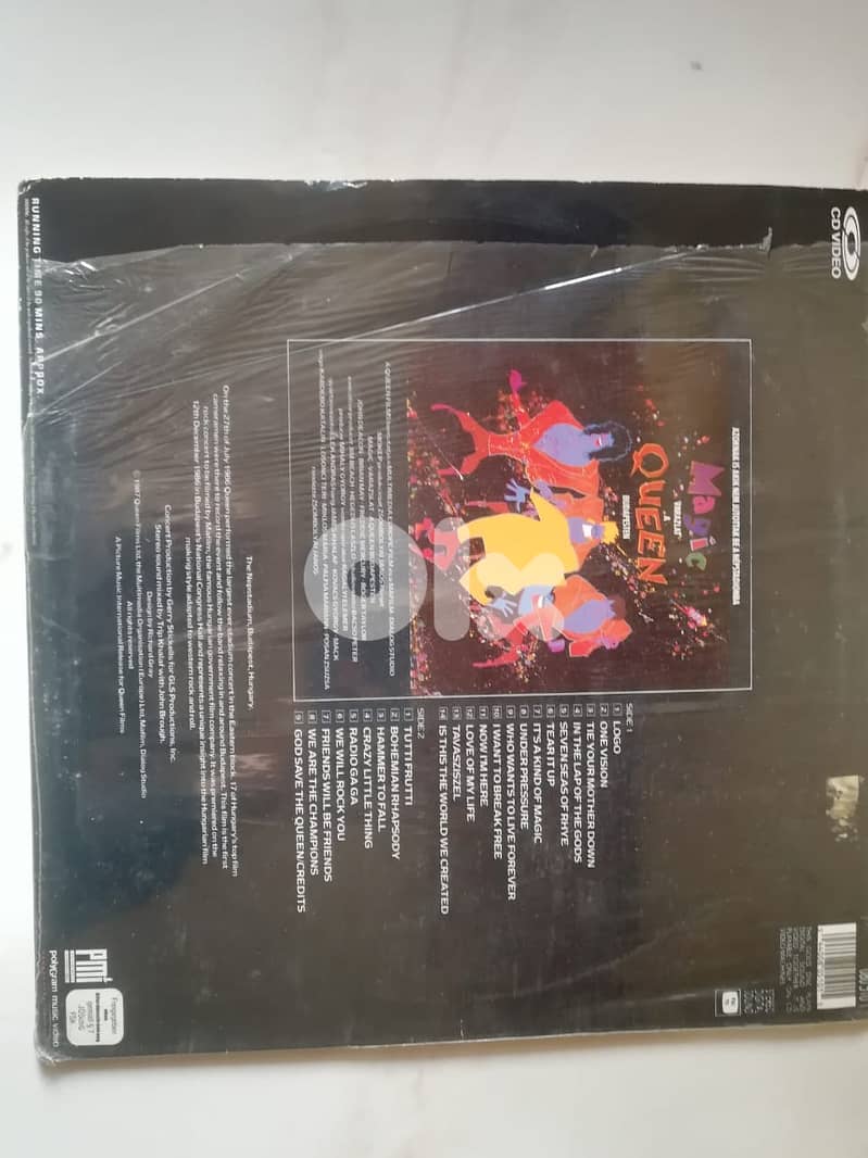 Queen – Magic Tour Live (Live In Budapest) Laserdisc 1
