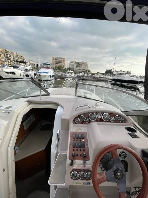 Boat Regal Super Clean 5