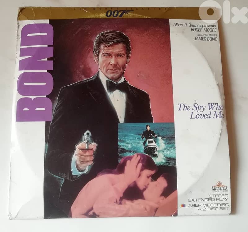James Bond 007  3 movies set on Laserdiscs 2