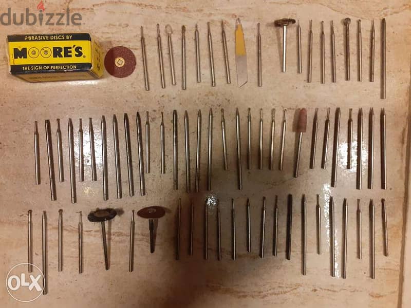 مجموعة من العدة المستعملة في صناعة المجوهرات و الاكسسوارات والفوبجو 1