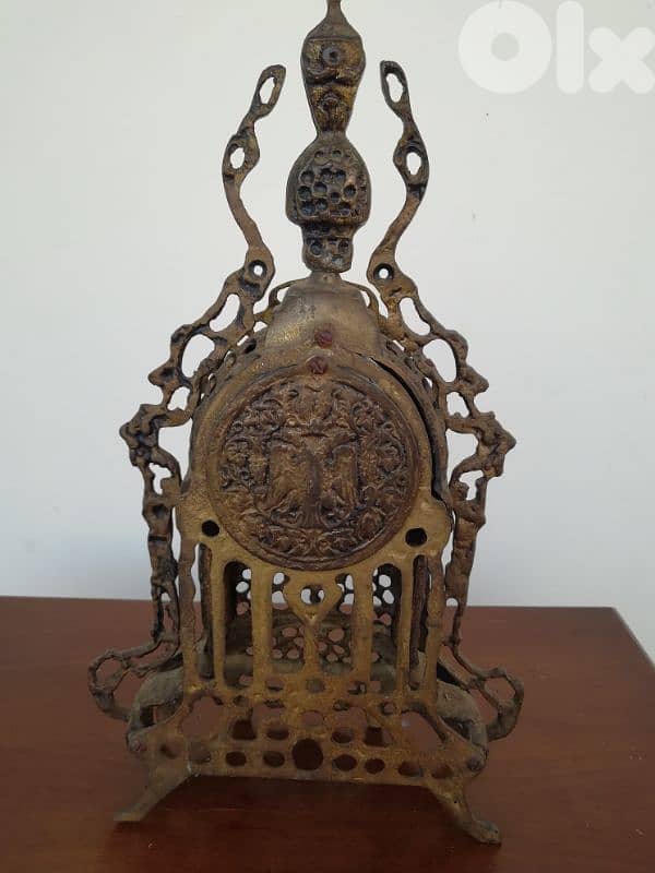 ساعة قديمة 4