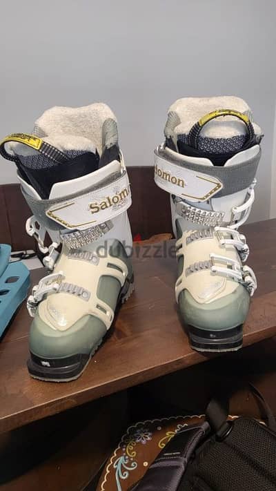 sky boots salomon