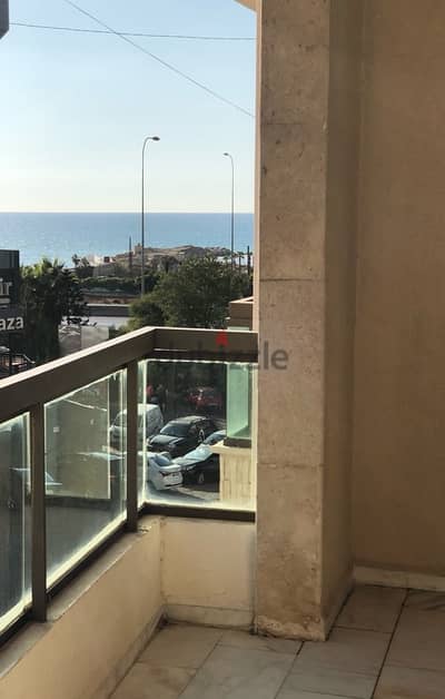 Apartment in Khalde 195 m2