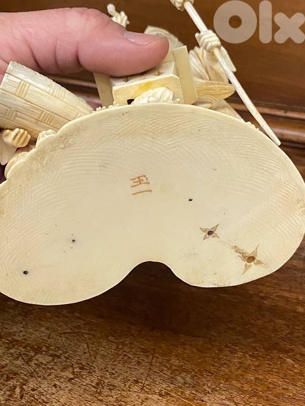 antique 19th century japanese okimono 17