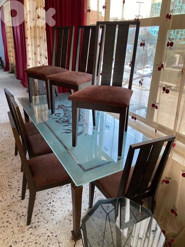 طاولة وج قزاز مع 8 كراسي شغل توصاية 2
