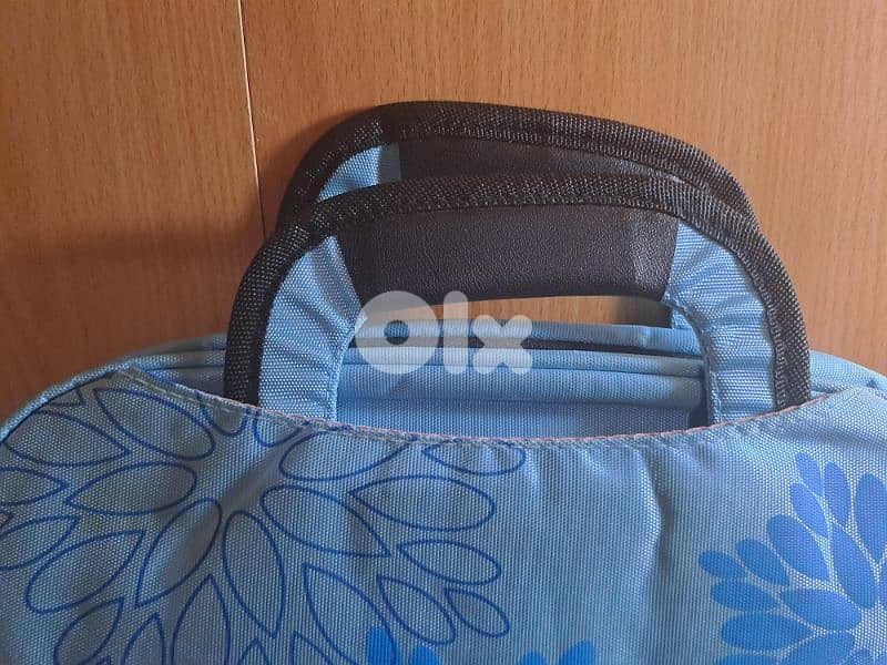 2 crossbags for women, in great condition, never used !! 3