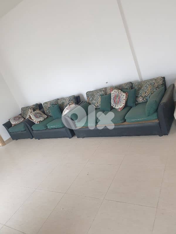 Crazy offer تصفية نهاءية: 3 fauteuils 6 seats 65$ فترة محدودة حسم كبير 0