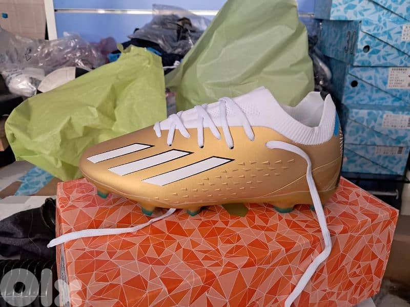 football shoes highest quality only for 40$ 0