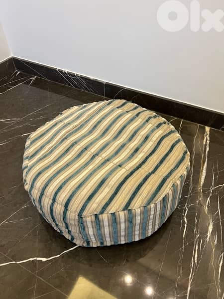 pouffe 1