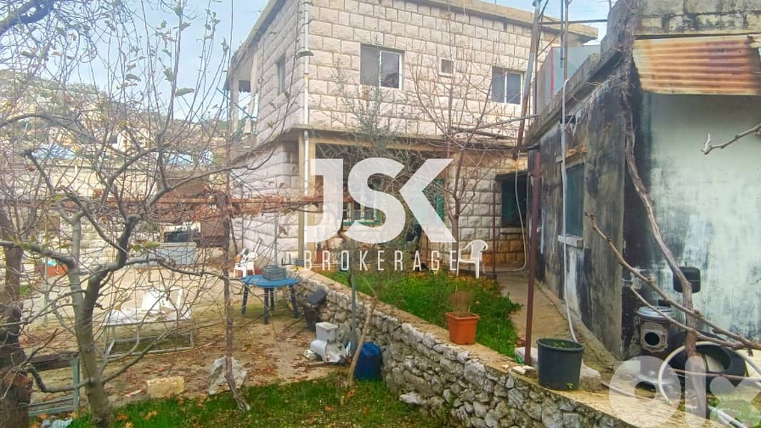 L16710-Land With Old House For Sale in Achkout 0