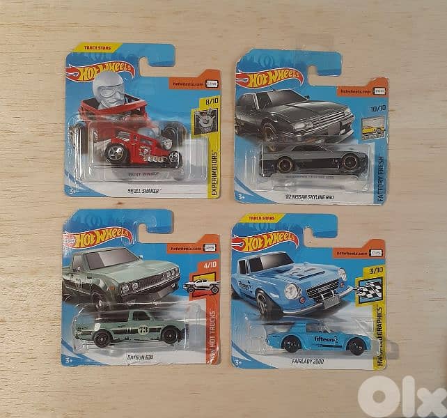 Hot Wheels (2018) diecast car model 1;64. 2