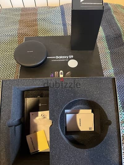 Samsung Galaxy S9 + ULTIMATE  ENTERTAINEMNET PACKAGE