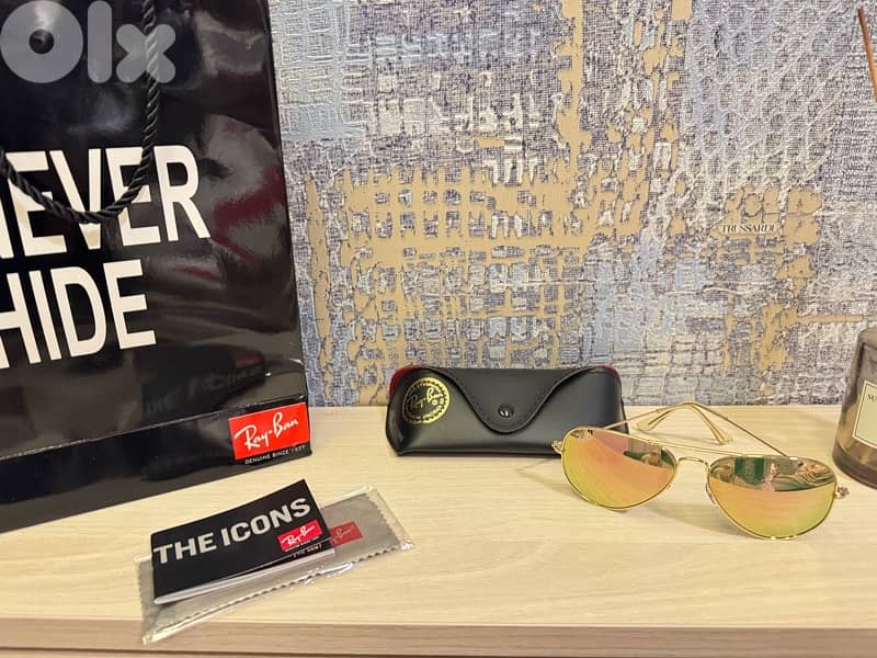 rayban classic aviator sunglasses in tag uv protection 0