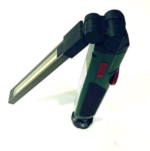 Rechargable LED light (Germany) 5