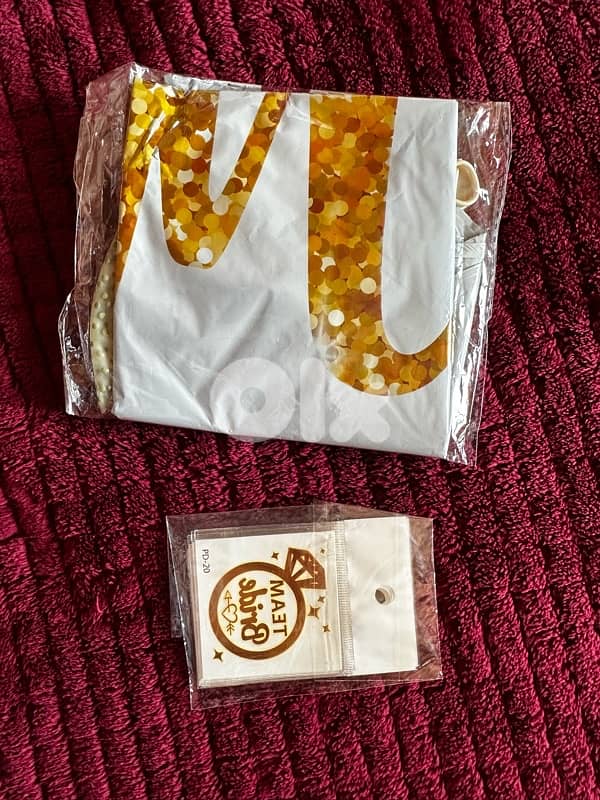 Bachelor accessories, balloons and tattoos 3