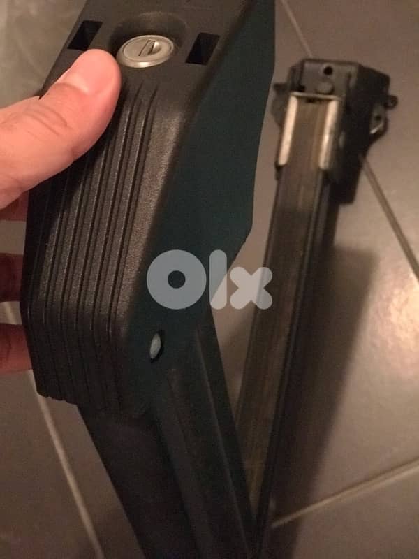 Ski & Stand for car 7