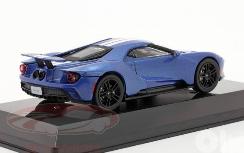 Ford GT 2017 diecast car model 1;43. 3