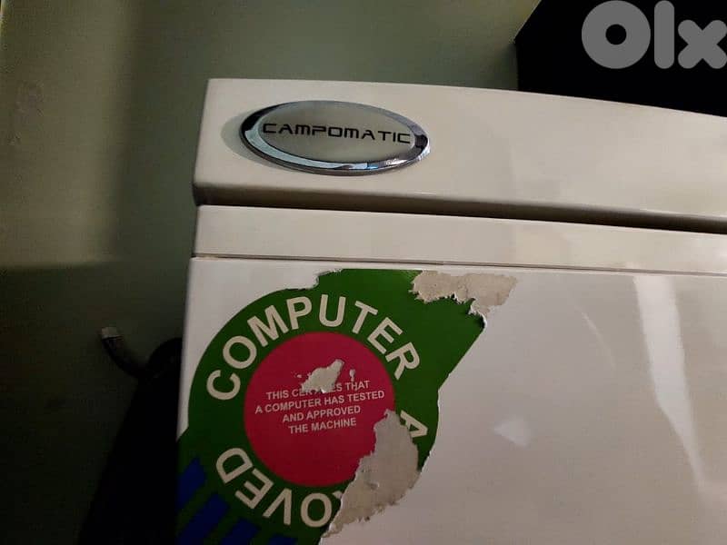 ثلاجة "فريزر" بحالة ممتازة جدا "CAMPOMATIC" 4