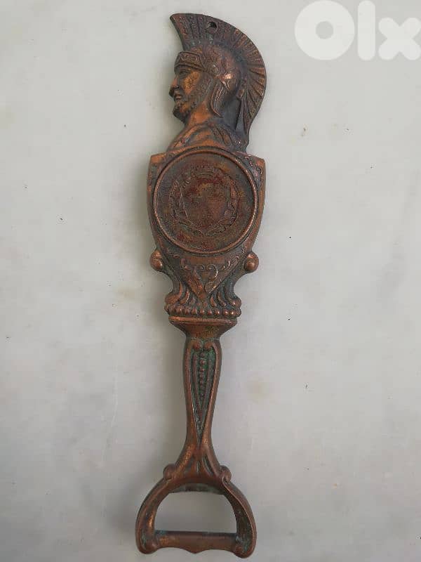 فتاحة قديمة 0