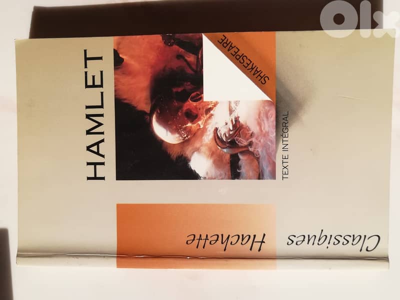 5 pocket books by Shakespeare in French 4