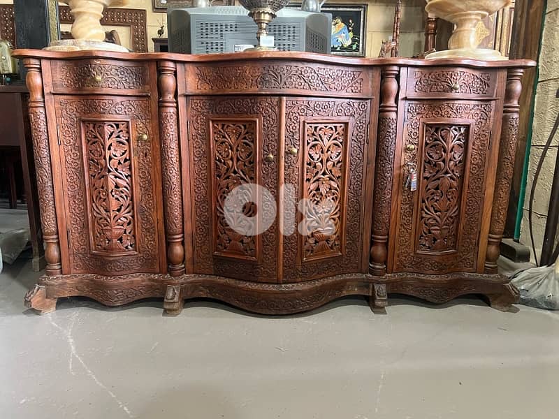 solid wood maseef dersoir 1