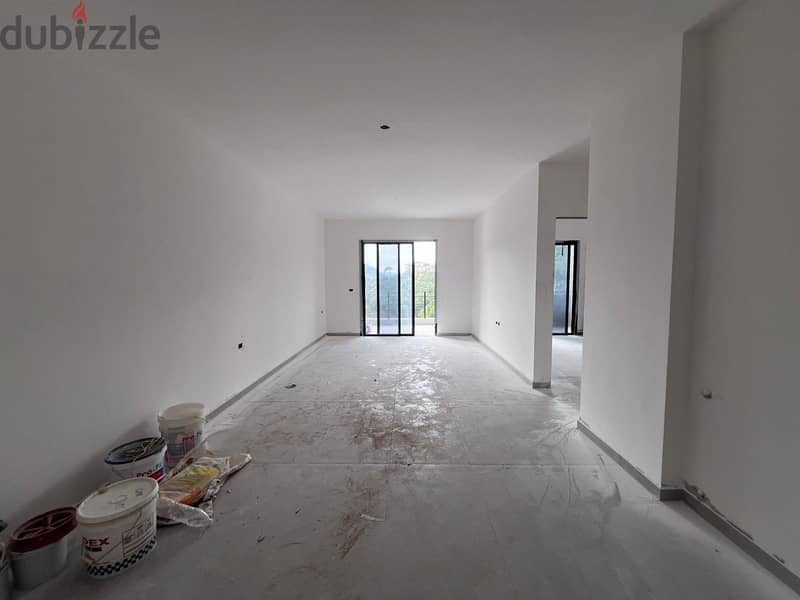 Apartment for sale in Baabdat - Bsefrine شقة للبيع في بعبدات - بسفرين 0