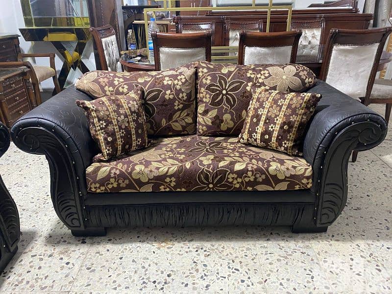 طقم كنبايات شغل توصاية كتير نظيف 1