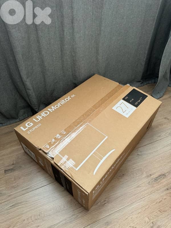 LG 27UP850 UHD Monitor 4K - USB Type C 2