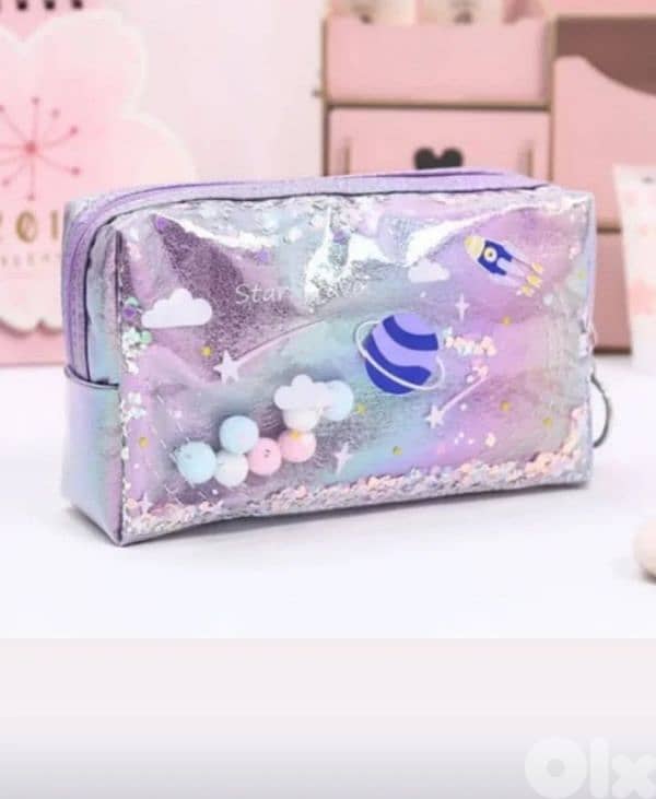 High quality stationery cases. 6