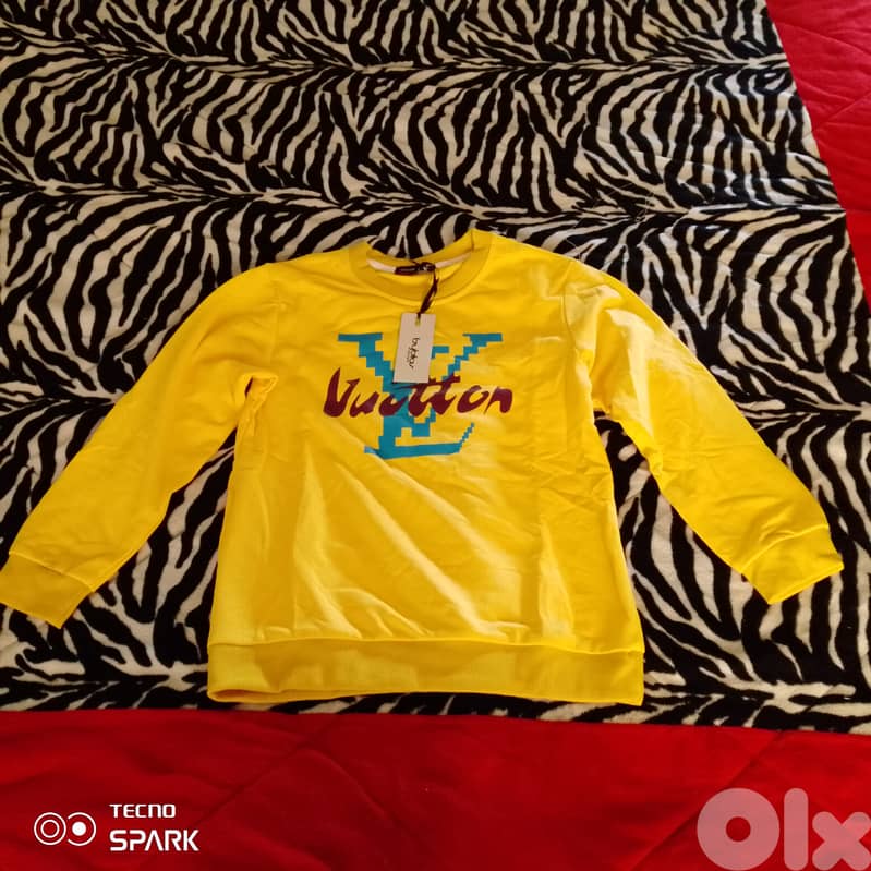 Sweater for sale 0