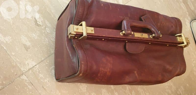 rare limited designed from london Dr bag 1