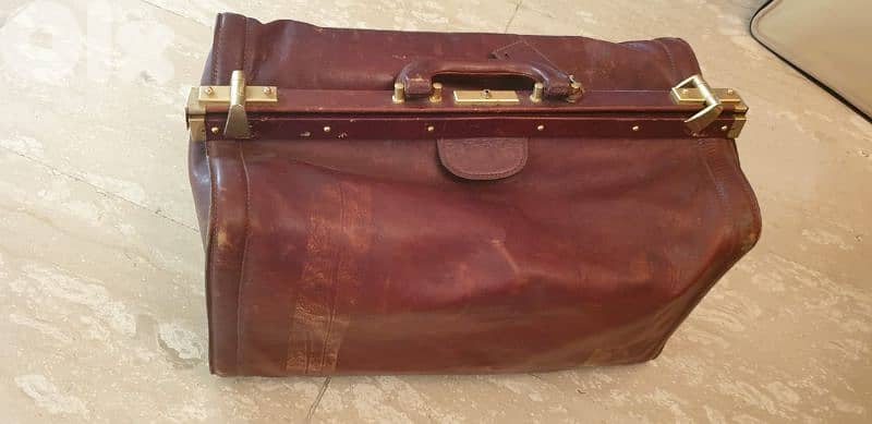 rare limited designed from london Dr bag 2