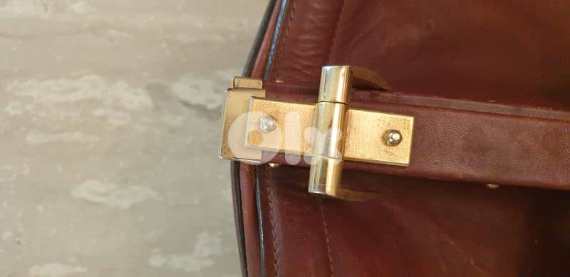 rare limited designed from london Dr bag 7