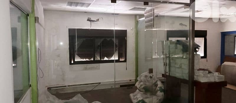 glass room with door 1