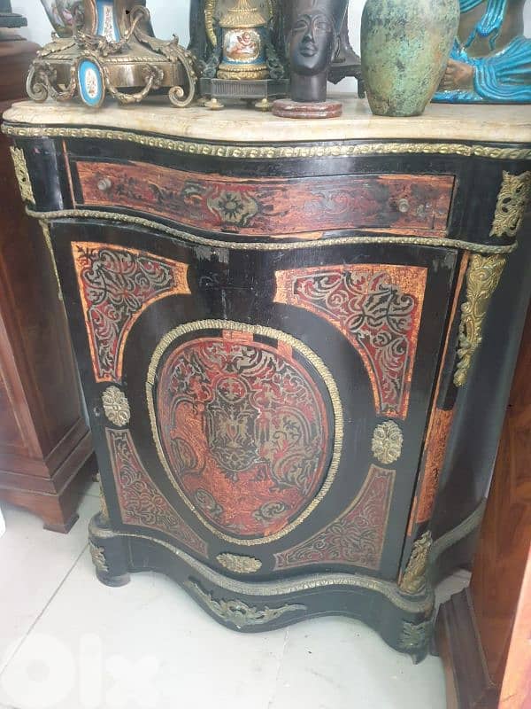 vintage boulle cabinet noir et rouge avec bronze 1