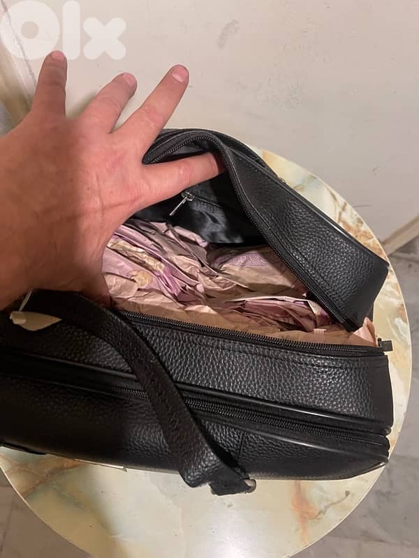 SELECTED weekend bag black brand new 5