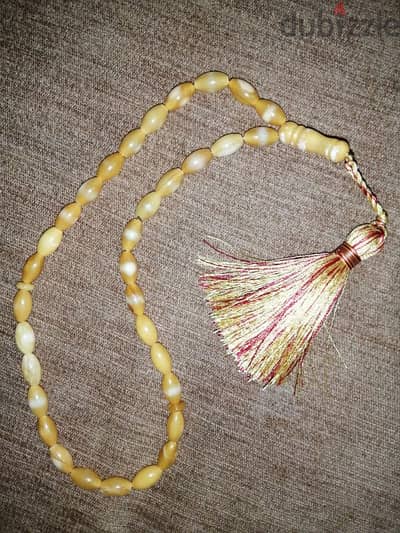 مسباح كهرمان بلطيكي بولوني طبيعي حر