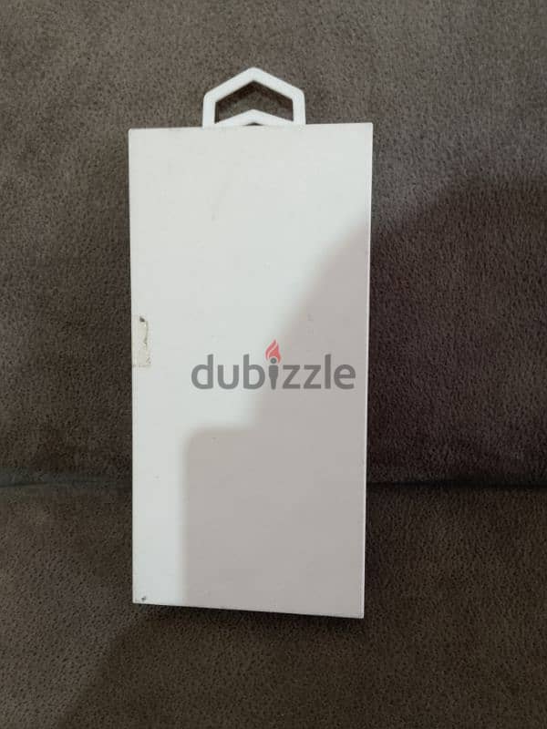 كفر تلفون ماركة أيفون 7 بعدو جديد السعر 5$ 4